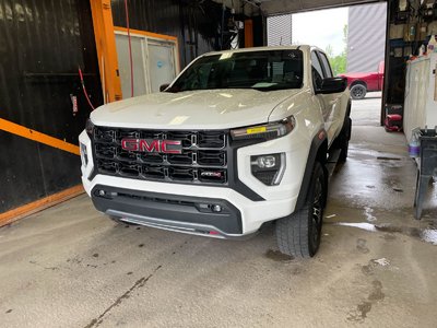 2024 GMC Canyon AT4 CREW 4X4 *TOIT* SIÈGES CHAUFF CARPLAY PROGRADE