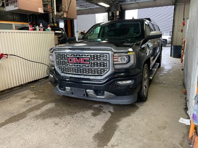 GMC Sierra 1500 DENALI CREW 4X4 V8 *TOIT* NAV CUIR SIÈGES VENTIL 2018