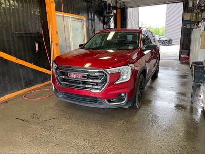 2024 GMC Terrain AT4 AWD *SIÈGES CHAUFF* CUIR HAYON ELECT REG ADAPT