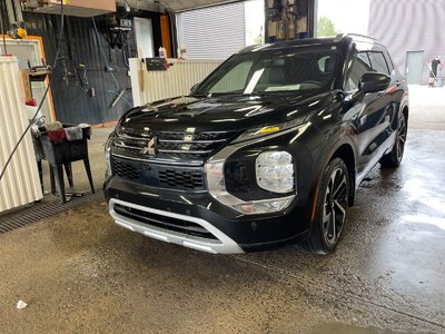 Mitsubishi Outlander PHEV GT AWD *7 PLACES* TOIT NAV CUIR SIÈGES CHAUFF BOSE 2023
