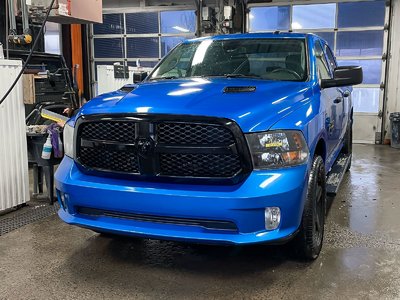2022 Ram 1500 Classic NIGHT EDITION CREW 4X4 V8 *BEDLINER* CARPLAY USB