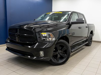 Ram 1500 Classic NIGHT CREW 4X4 V8 *SIÈGES CHAUFF* CARPLAY 3.92 2023