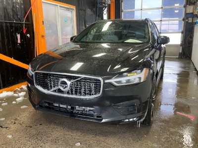 2020 Volvo XC60 R-DESIGN T6 AWD *TOIT* NAV HAYON ÉLECT CARPLAY