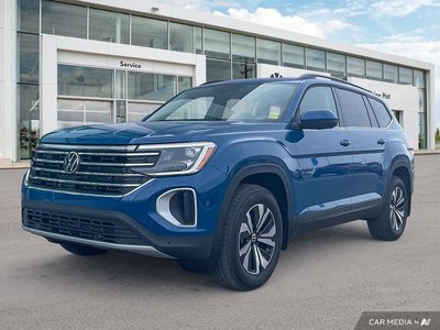 2025 Volkswagen Atlas Comfortline Spacious 7-seater SUV with power, tech, and AWD.