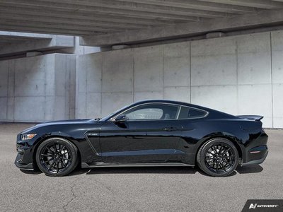 Ford Mustang  2017 à Montreal, Québec