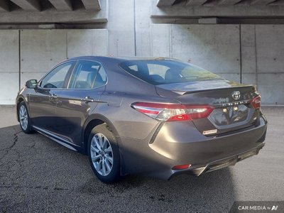 Toyota Camry  2020 à Montreal, Québec