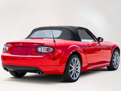2007 Mazda MX-5 in Dorval, Quebec
