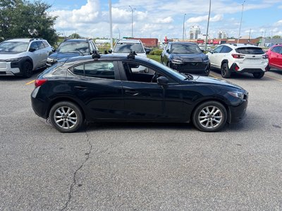2015 Mazda 3 in Dorval, Quebec