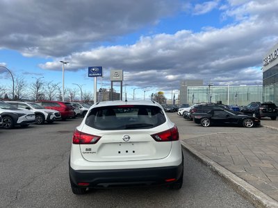 2017 Nissan Qashqai in Dorval, Quebec