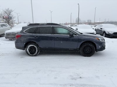 Subaru Outback  2016 à Dorval, Québec