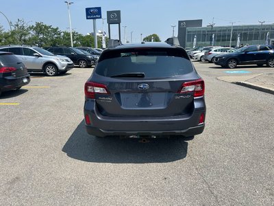 Subaru Outback  2017 à Dorval, Québec
