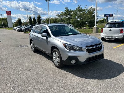 Subaru Outback  2018 à Dorval, Québec