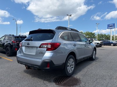 Subaru Outback  2018 à Dorval, Québec