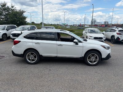Subaru Outback  2018 à Dorval, Québec
