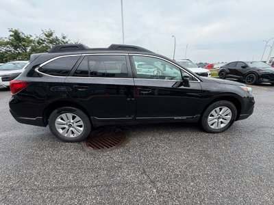 Subaru Outback  2019 à Dorval, Québec