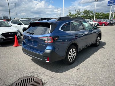 Subaru Outback  2022 à Dorval, Québec