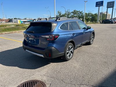Subaru Outback  2022 à Dorval, Québec
