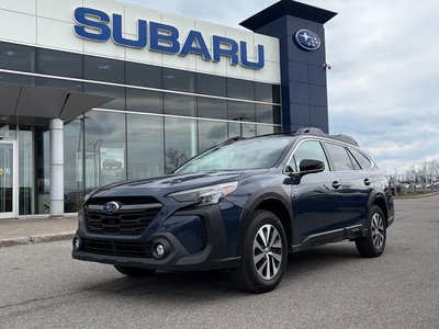 Subaru Outback  2023 à Dorval, Québec