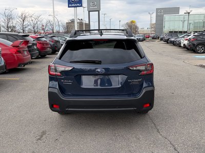 Subaru Outback  2023 à Dorval, Québec