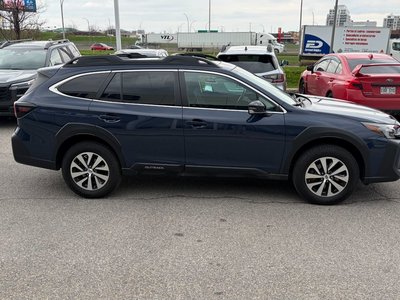 Subaru Outback  2023 à Dorval, Québec