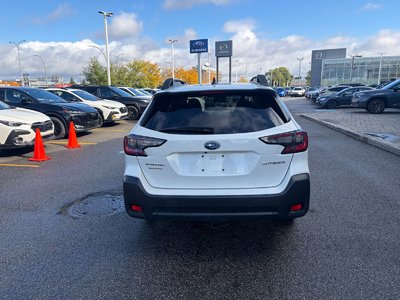 Subaru Outback  2024 à Dorval, Québec
