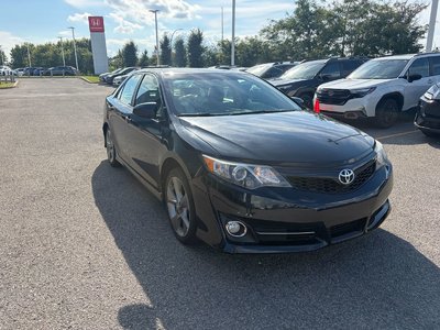 2012 Toyota Camry in Dorval, Quebec