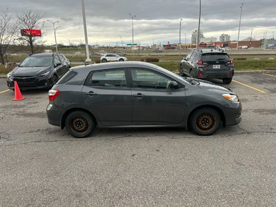 Toyota Matrix  2011 à Dorval, Québec