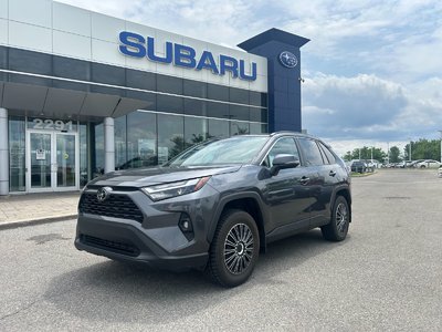 Toyota RAV4  2023 à Dorval, Québec