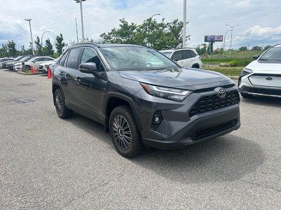 Toyota RAV4  2023 à Dorval, Québec