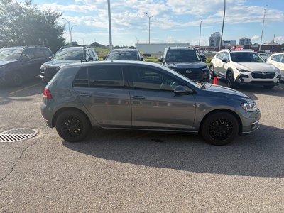 2021 Volkswagen Golf in Dorval, Quebec