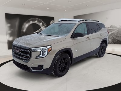 GMC Terrain AWD AT4 *TOIT OUVRANT* 2022