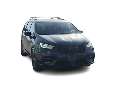 2022 Chrysler Pacifica in Toronto, Ontario