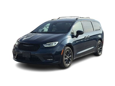 2022 Chrysler Pacifica in Toronto, Ontario
