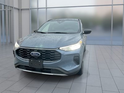 2025 Ford Escape in Toronto, Ontario