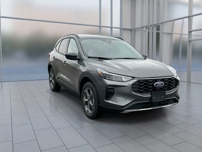 2025 Ford Escape in Toronto, Ontario