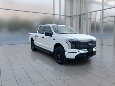 Ford F-150 Lightning  2025 à Toronto, Ontario