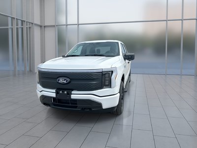 Ford F-150 Lightning  2025 à Toronto, Ontario