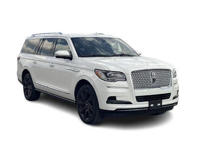 2024 Lincoln Navigator L in Toronto, Ontario