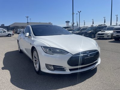 Tesla Model S  2015 à Toronto, Ontario