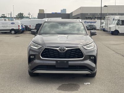 2021 Toyota Highlander in Toronto, Ontario