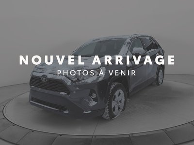 Toyota RAV4 XLE 2021