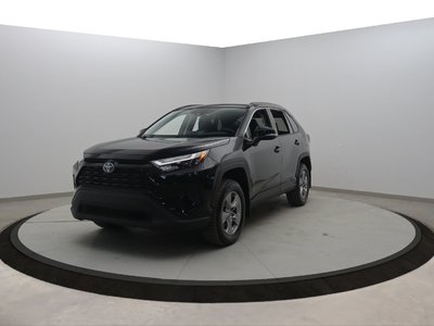 Toyota RAV4 Hybrid XLE 2022
