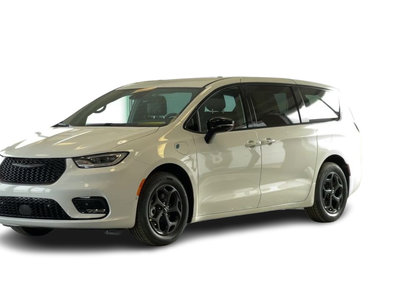 2024 Chrysler Pacifica Hybrid in Regina, Saskatchewan