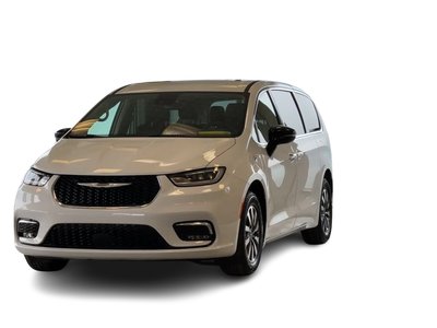 2024 Chrysler Pacifica Hybrid in Regina, Saskatchewan