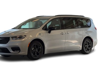 2024 Chrysler Pacifica Hybrid in Regina, Saskatchewan
