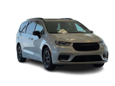 2024 Chrysler Pacifica Hybrid in Regina, Saskatchewan