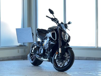 2024 Ducati Motorcycle Diavel in Regina, Saskatchewan