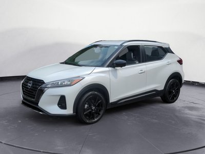 2024 Nissan Kicks SR Premium LOW KMS!!