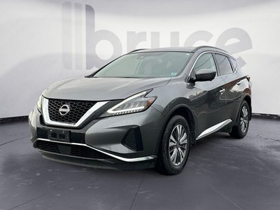 2023 Nissan Murano LOW KMS!!