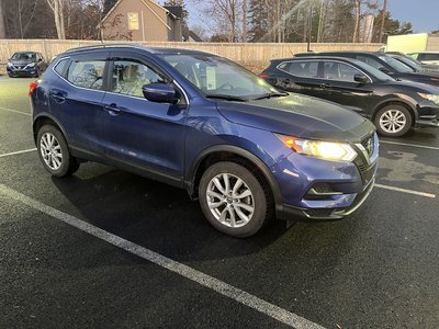 2023 Nissan Qashqai SV AWD! Fresh Trade!